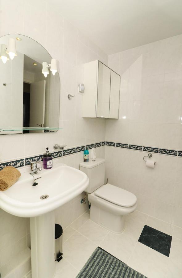 Family Apartment Walking Distance To The Sea And All Amenities Sitio de Calahonda Esterno foto